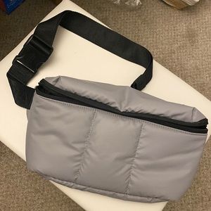 Luka belt bag - iron color - unisex